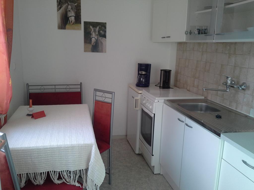 Ferienwohnung Burgblick Kapfenberg Ruang foto